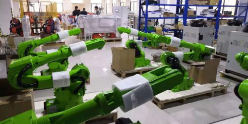 國辰布料取放機(jī)批量出口,成功打開東南亞市場(chǎng)