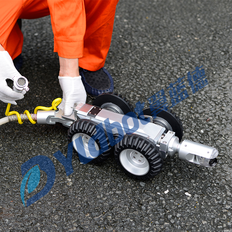 管道機器人,CCTV管道檢測，管道檢測儀,小型管道檢測機器人www.landrobots.com