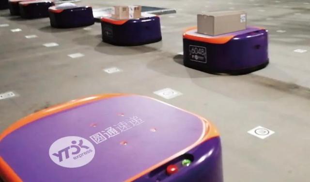 圓通進出港首次啟用AGV機器人分揀，可節(jié)省近60%人力成本