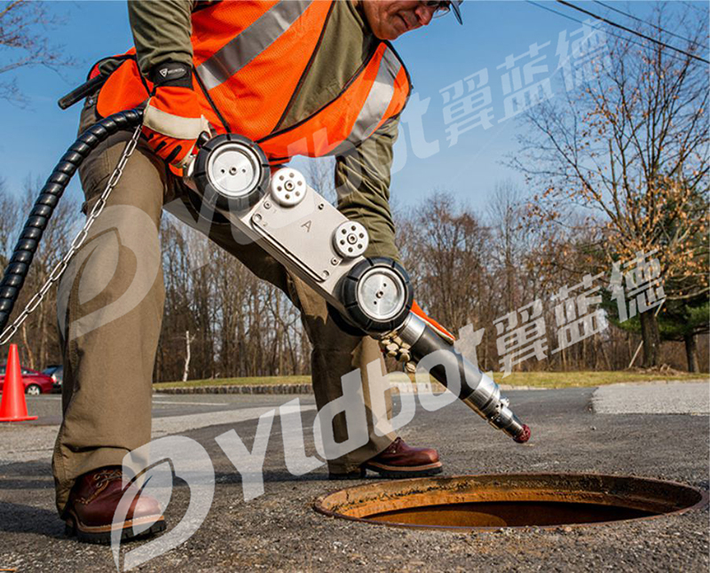 非開挖修復管道切割機器人 www.landrobots.com