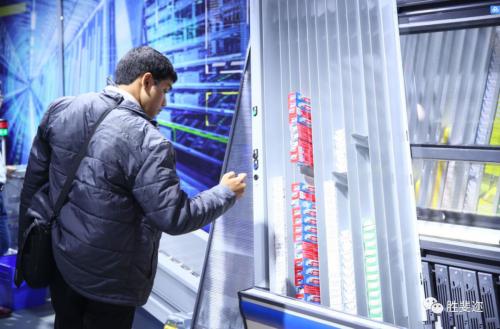 勝斐邇?nèi)詣佑唵螔x系統(tǒng)A字架 （A-Frame）