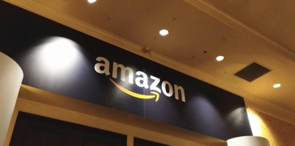 因機(jī)器人事故 亞馬遜推出智能背心增加工人安全性