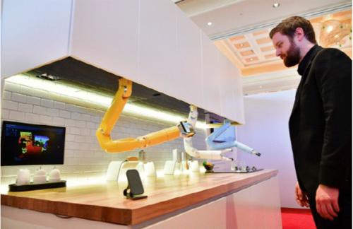 三星電子展示廚房機(jī)器人等智能家電機(jī)器人