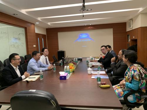 印度駐廣州總領(lǐng)事館總領(lǐng)事來(lái)訪嘉騰機(jī)器人