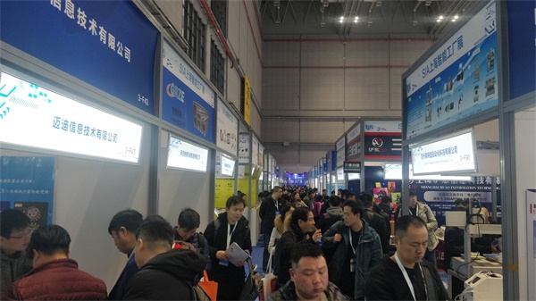 2019上海智能工廠展 AGV助力智慧物流