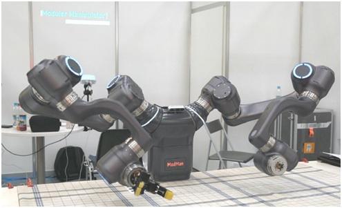 韓國開發(fā)出一款DIY機器人，生產(chǎn)線工人可按需自行組合