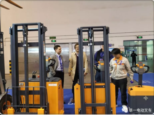 “智”取蘇城展風(fēng)采——記卓一叉車2019SIA蘇州智能工廠展