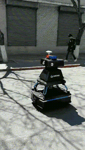 安防警察“北郵一號(hào)”上線(xiàn)校園：集成5G+AI，大四同學(xué)主力打造