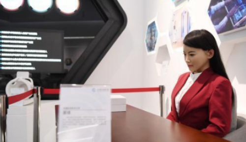 中國首個創(chuàng)新主題館 各路機器人上演技能PK