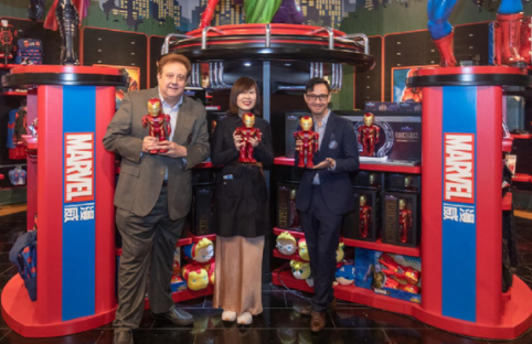 科技賦能產(chǎn)品創(chuàng)新 優(yōu)必選鋼鐵俠MARK50機器人迪士尼旗艦店線下首發(fā)