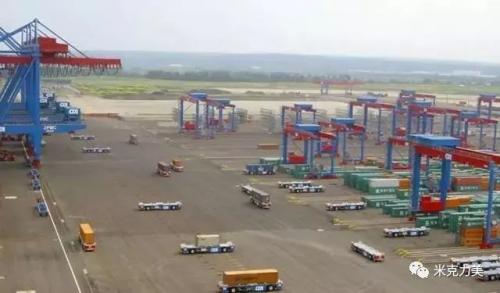 黑科技AGV打造空無一人自動化碼頭