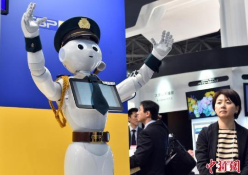 加強安保措施 日成田機場將“雇傭”安保機器人