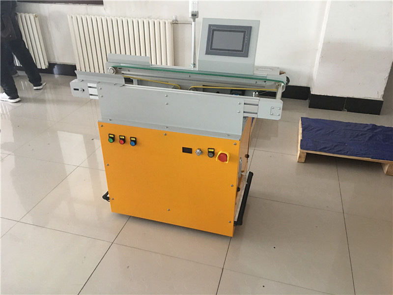 博樂恩單驅(qū)雙向移載式AGV