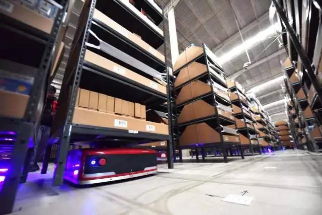 干貨丨關(guān)于無(wú)人倉(cāng)揀選技術(shù)，你知道多少？