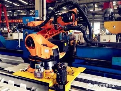 傳統(tǒng)的工業(yè)機器人也可以進行人機協(xié)作?