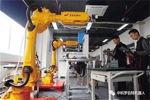 工業(yè)機(jī)器人的到來(lái)會(huì)降低你的收入