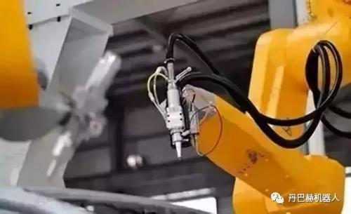 簡析工業(yè)用焊接機(jī)器人在汽車行業(yè)的應(yīng)用