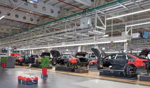 生產(chǎn)奧迪A8的智能工廠需要多少臺AGV？