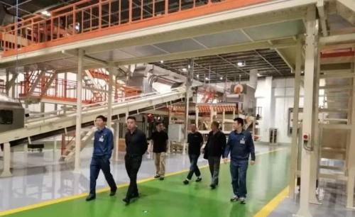 昆船公司副總經(jīng)理顏洪波到恩施煙廠(chǎng)走訪(fǎng)調(diào)研