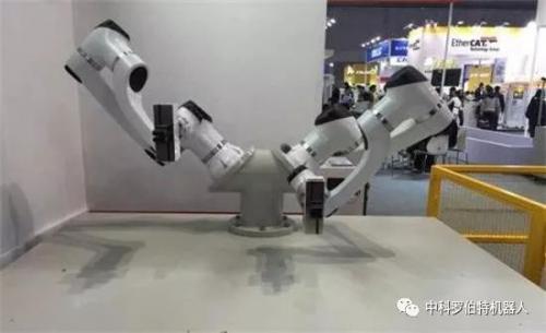 多家機(jī)器人企業(yè)推出智能機(jī)器人助力制造業(yè)發(fā)展