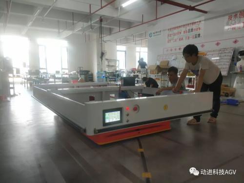 5G來臨，AGV小車對制造業(yè)意味著什么？