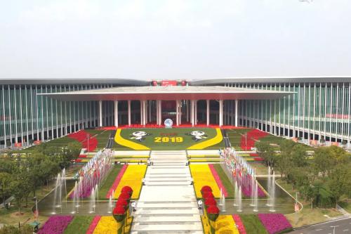 CIIE 2019開幕 | 德馬泰克攜創(chuàng)新科技 帶你領略智慧物流的魅力