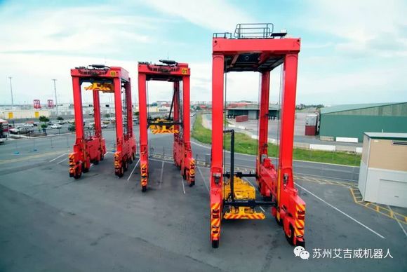 無(wú)人碼頭與智能AGV