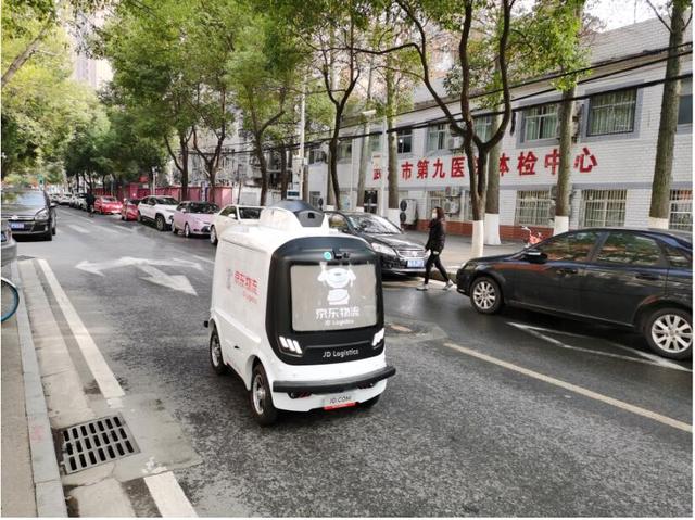 戰(zhàn)“疫”需求急呼無(wú)人駕駛車沖上前線