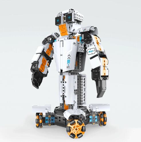 鯨魚-AI Module 9 積木機器人