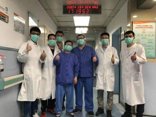鐘南山等研發(fā)新冠咽拭子采樣機(jī)器人：一次成功率大于95%