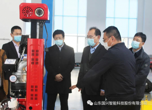 工信部聯(lián)絡(luò)員工作組來國興智能考察調(diào)研