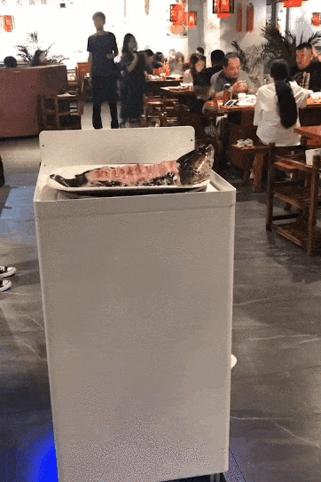 “無接觸”服務成餐飲突圍之法，送餐機器人行業(yè)迎來新機遇