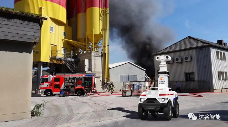 5G+安全生產(chǎn):油氣田巡檢機(jī)器人