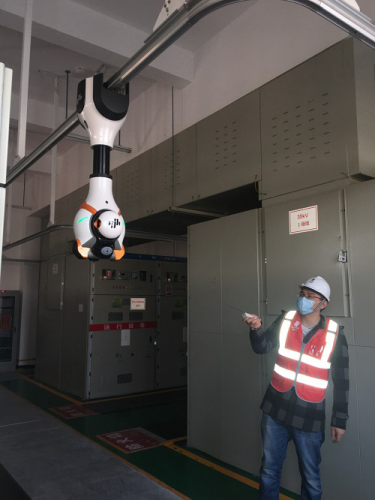 東方能源衡水公司首個(gè)巡檢機(jī)器人“上崗”