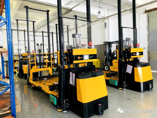 “木牛流馬”的速度與激情– 一周4臺(tái)定制移動(dòng)機(jī)器人（AGV）生產(chǎn)調(diào)試完成，發(fā)往客戶現(xiàn)場(chǎng)