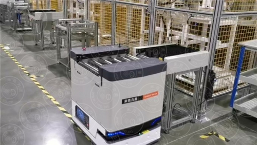 AGV小車推動(dòng)制造業(yè)智能物流升級