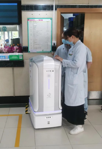 易普森醫(yī)院物流機器人進駐廣東省中醫(yī)院芳村醫(yī)院，送藥跑腿最拿手