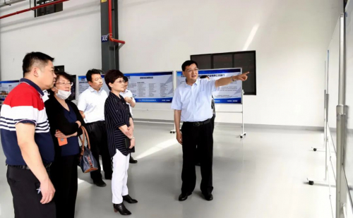 國家工信部裝備司副司長王瑞華到昆船調(diào)研