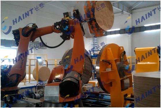 長(zhǎng)泰多工位外封頭機(jī)器人