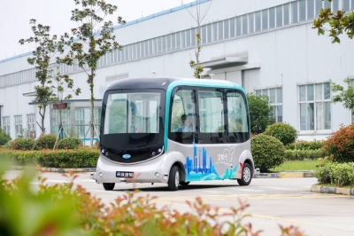 前景廣闊市場巨大 三五年內(nèi)江蘇南京市民可體驗無人駕駛車