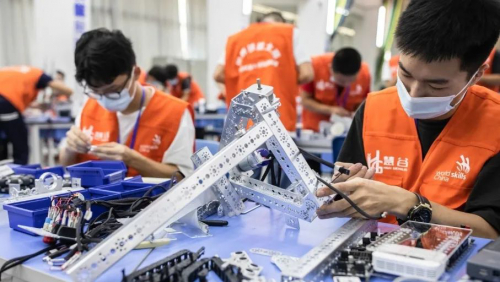 2天做出移動機器人！優(yōu)勝選手將代表廣東參加國賽