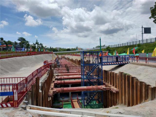 管廊內(nèi)安裝智能巡檢機(jī)器人 深圳梅觀高速市政化改造工程進(jìn)入主體階段