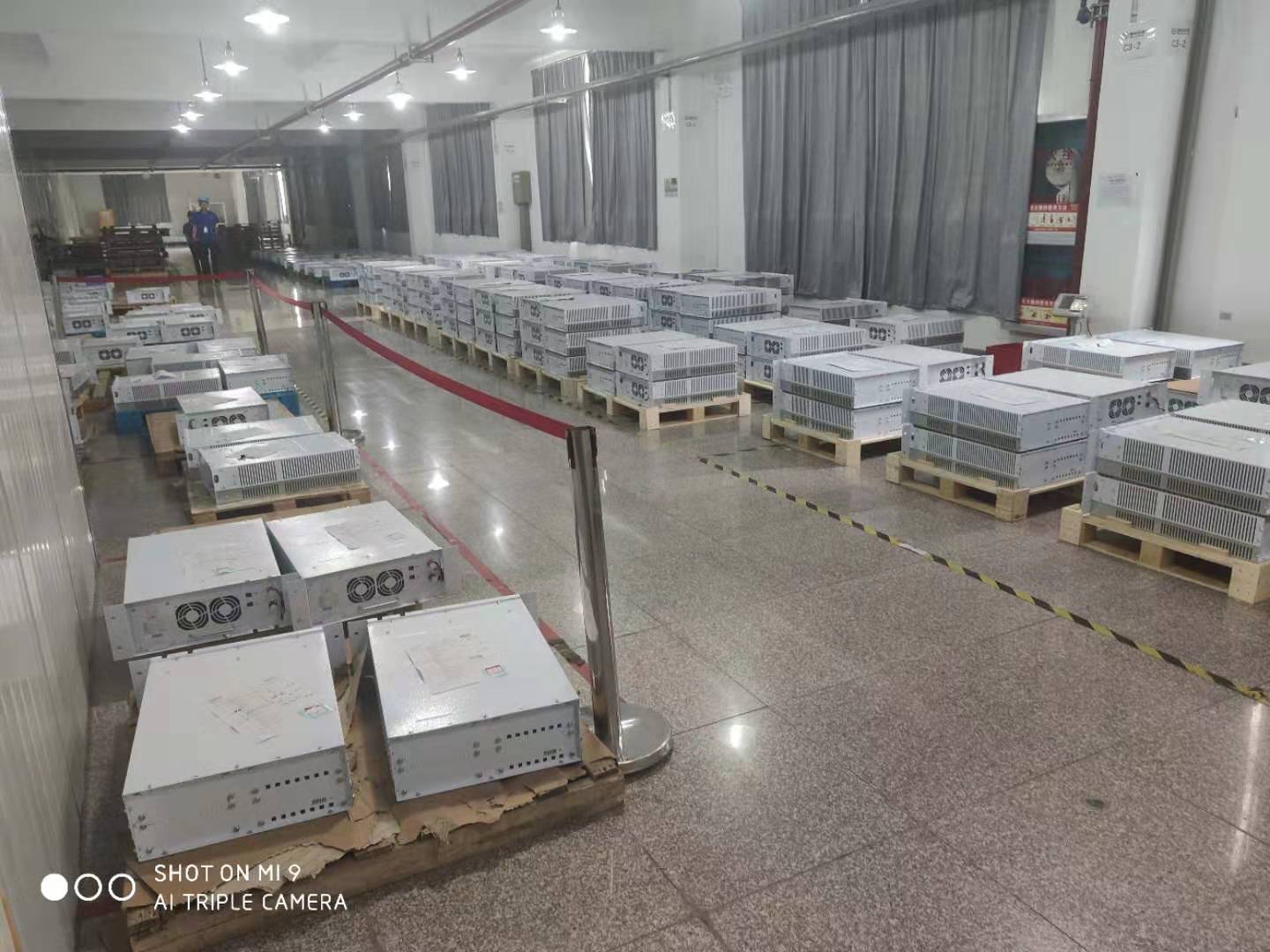 自動倉儲車用鋰電池（24V150-300Ah）