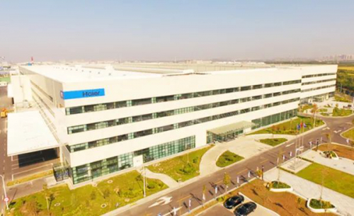 安防機(jī)器人入駐天津海爾5G智慧工廠