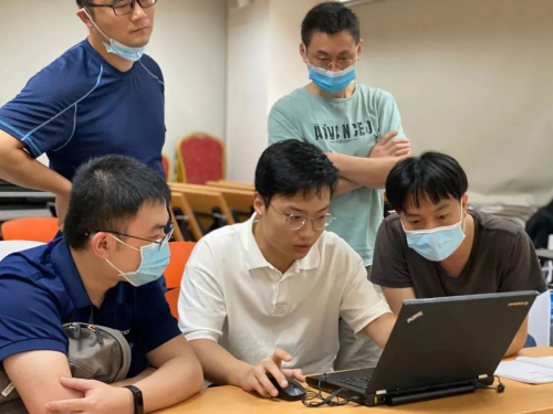 深圳市第十屆職工技術(shù)創(chuàng)新運(yùn)動會——“好技師”機(jī)器人應(yīng)用職業(yè)技能競賽