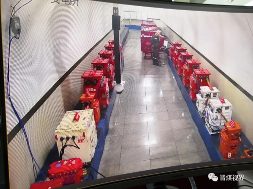 寺河礦：集團(tuán)公司首臺(tái)智能巡檢機(jī)器人上線運(yùn)行