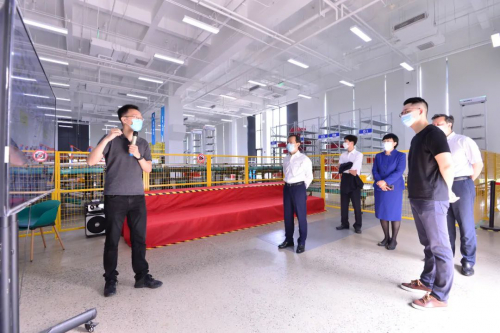 北京市委常委、副市長殷勇一行走訪調(diào)研曠視 鼓勵龍頭企業(yè)帶動產(chǎn)業(yè)鏈協(xié)同發(fā)展