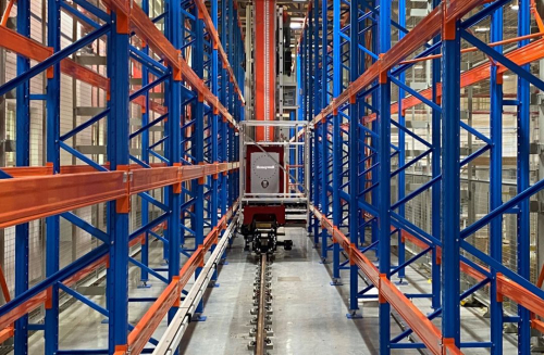 全新生產(chǎn)線投產(chǎn)，智能倉(cāng)儲(chǔ)設(shè)備“造”起來(lái)！