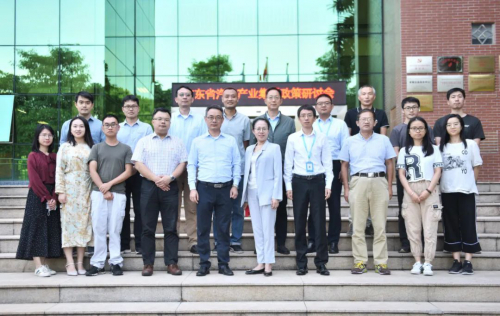 大咖齊聚高新興，共話汽車產(chǎn)業(yè)發(fā)展新趨勢