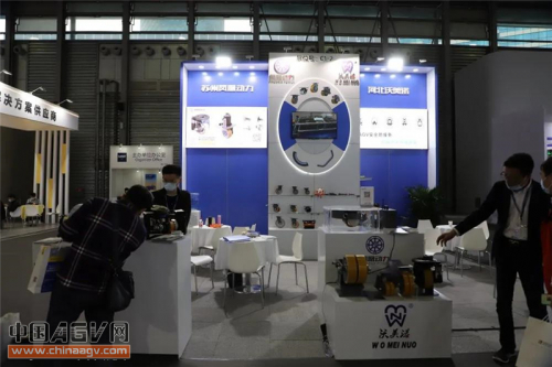 鳳凰動(dòng)力精彩亮相CeMAT展會(huì)，展現(xiàn)集成化一站式AGV驅(qū)動(dòng)解決方案